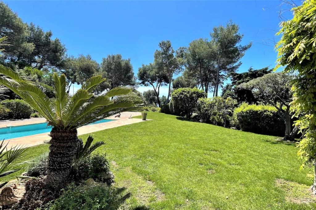 La Californienne Villa Carqueiranne Exterior photo