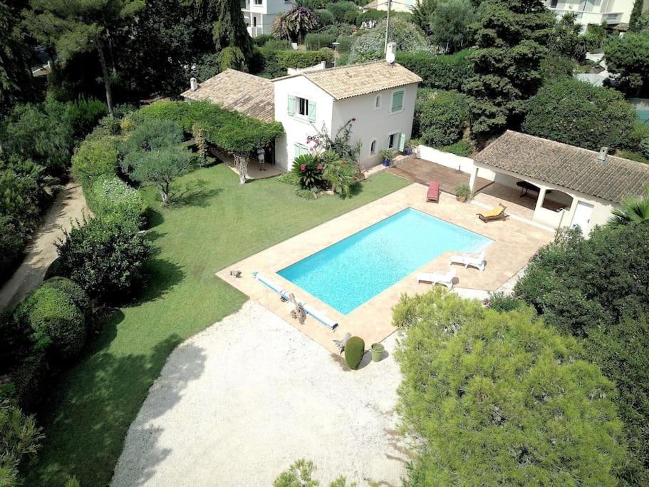 La Californienne Villa Carqueiranne Exterior photo